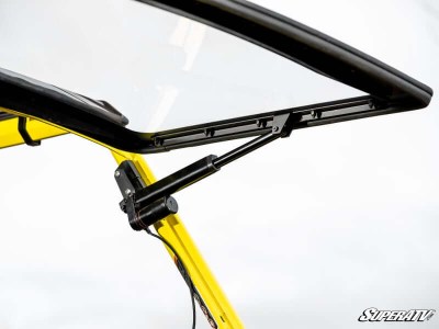 can-am-defender-power-flip-windshield_08.jpg