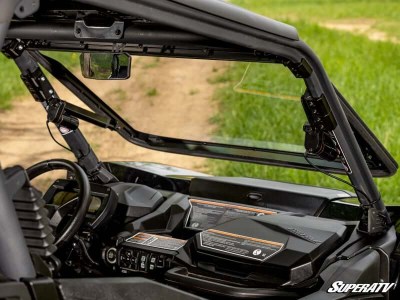 can-am_commander_power_flip_windshield_6.jpg