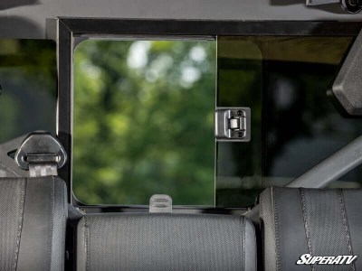 cf-moto-uforce-1k-rear-glass-window-dual-slider_07.jpg