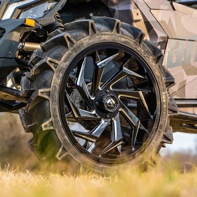 fuel-d753-reaction-utv-gloss-black-milled-wheels-on-canam-full-view.jpg