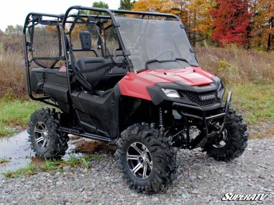 honda-pioneer-700-scratch-resistant-full-windshield-03.jpg