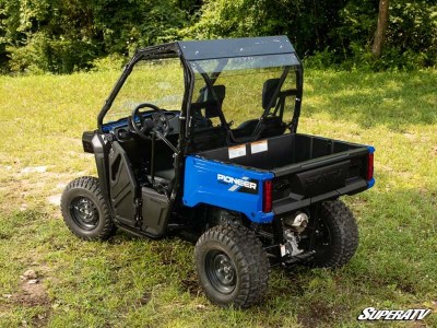 honda_pioneer_520_rear_windshield_02_1.jpg
