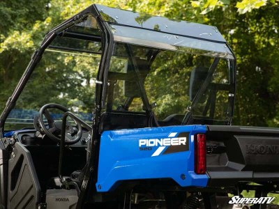 honda_pioneer_520_rear_windshield_04.jpg
