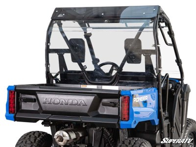 honda_pioneer_520_rear_windshield_1_1.jpg