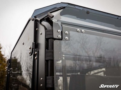 honda_pioneer_rear_windshield_3a_1.jpg