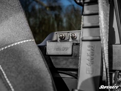 polaris-general-rear-glass-windshield_05_1.jpg