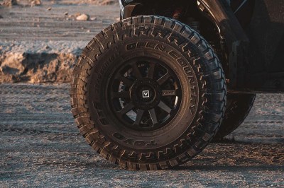v02-on-toyo-tires3.jpg